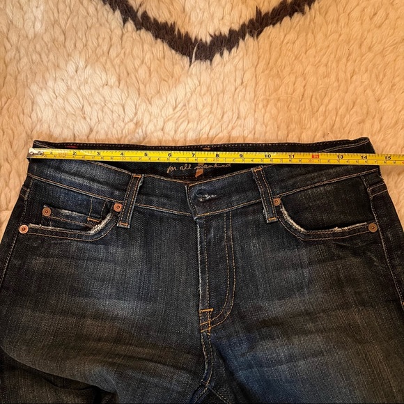 7 For All Mankind Flare blue jeans size 27 like New - Picture 16 of 16